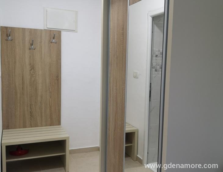 Apartman 4_hodnik